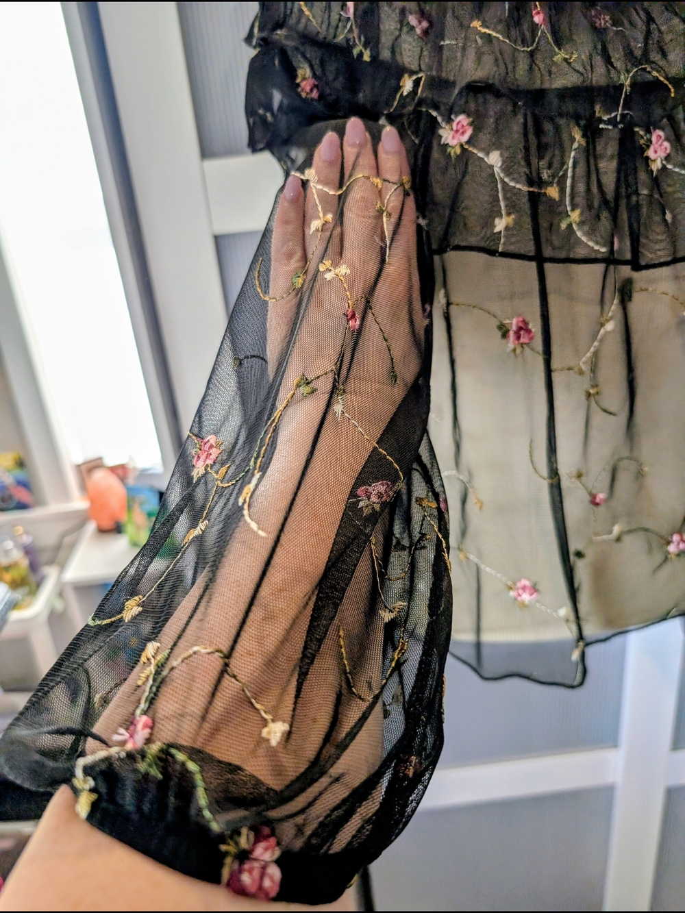 Zara Black Sheer Floral Ruffle Blouse - Picture 3 of 6
